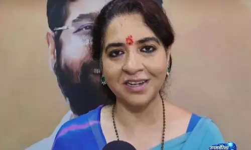 UBT सेना के 6 सांसदों के विलय पर शाइना NC का बयान UBT सेना के 6 सांसदों के विलय पर शाइना NC का बयान