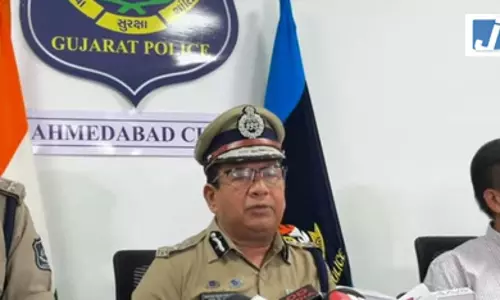 अहमदाबाद में पटाखा कारखाने में हुए विस्फोट की जांच के लिए एसआईटी गठित अहमदाबाद में पटाखा कारखाने में हुए विस्फोट की जांच के लिए एसआईटी गठित