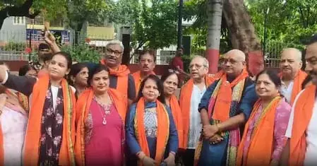 बांकीपुर उपचुनाव: भाजपा ने झोंकी ताकत, प्रत्याशी नीरज सिन्हा बोले- मिल रहा जनता का भरपूर समर्थन बांकीपुर उपचुनाव: भाजपा ने झोंकी ताकत, प्रत्याशी नीरज सिन्हा बोले- मिल रहा जनता का भरपूर समर्थन