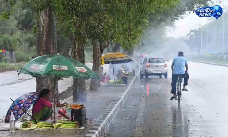 Chandigarh भारी बारिश को लेकर ऑरेंज अलर्ट जारी Chandigarh भारी बारिश को लेकर ऑरेंज अलर्ट जारी