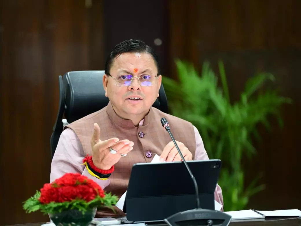 Dehradun: उत्तराखंड की प्रकृति बचाने में नेचर गाइड निभा रहे अहम भूमिका : धामी Dehradun: उत्तराखंड की प्रकृति बचाने में नेचर गाइड निभा रहे अहम भूमिका : धामी