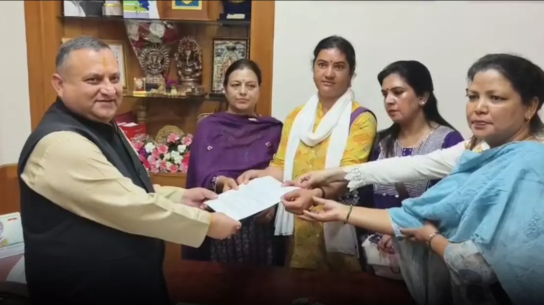 Shimla: महिलाओं के अधिकारों के समर्थन में जनवादी महिला समिति का ज्ञापन Shimla: महिलाओं के अधिकारों के समर्थन में जनवादी महिला समिति का ज्ञापन