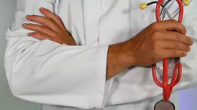 फर्जी पोस्टमार्टम रिपोर्ट देने वाली महिला डॉक्टर अरेस्ट फर्जी पोस्टमार्टम रिपोर्ट देने वाली महिला डॉक्टर अरेस्ट