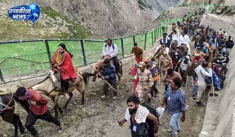 Srinagar खराब मौसम से अमरनाथ यात्रा स्थगित Srinagar खराब मौसम से अमरनाथ यात्रा स्थगित