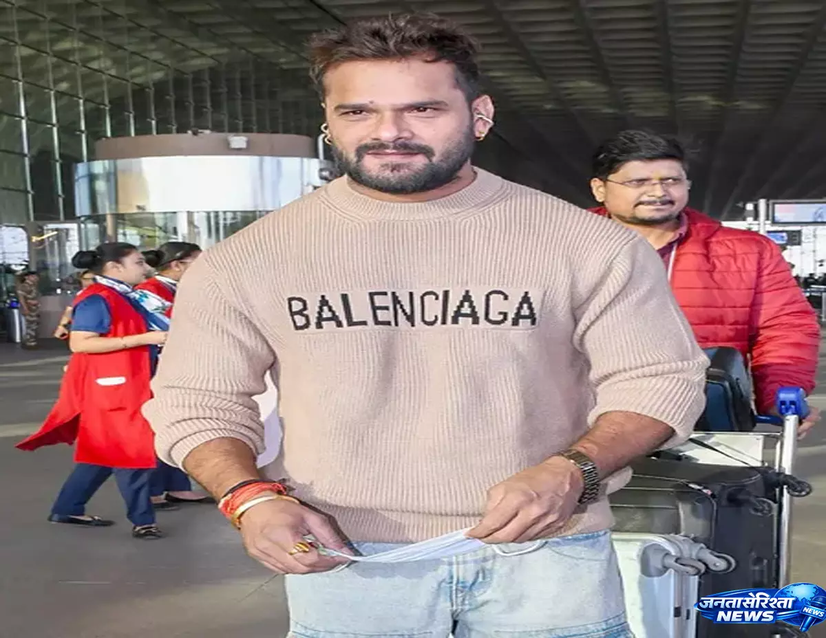 Patna में सियासत तेज, बंटी यादव परिवार के समर्थन में उतरे खेसारी लाल Patna में सियासत तेज, बंटी यादव परिवार के समर्थन में उतरे खेसारी लाल