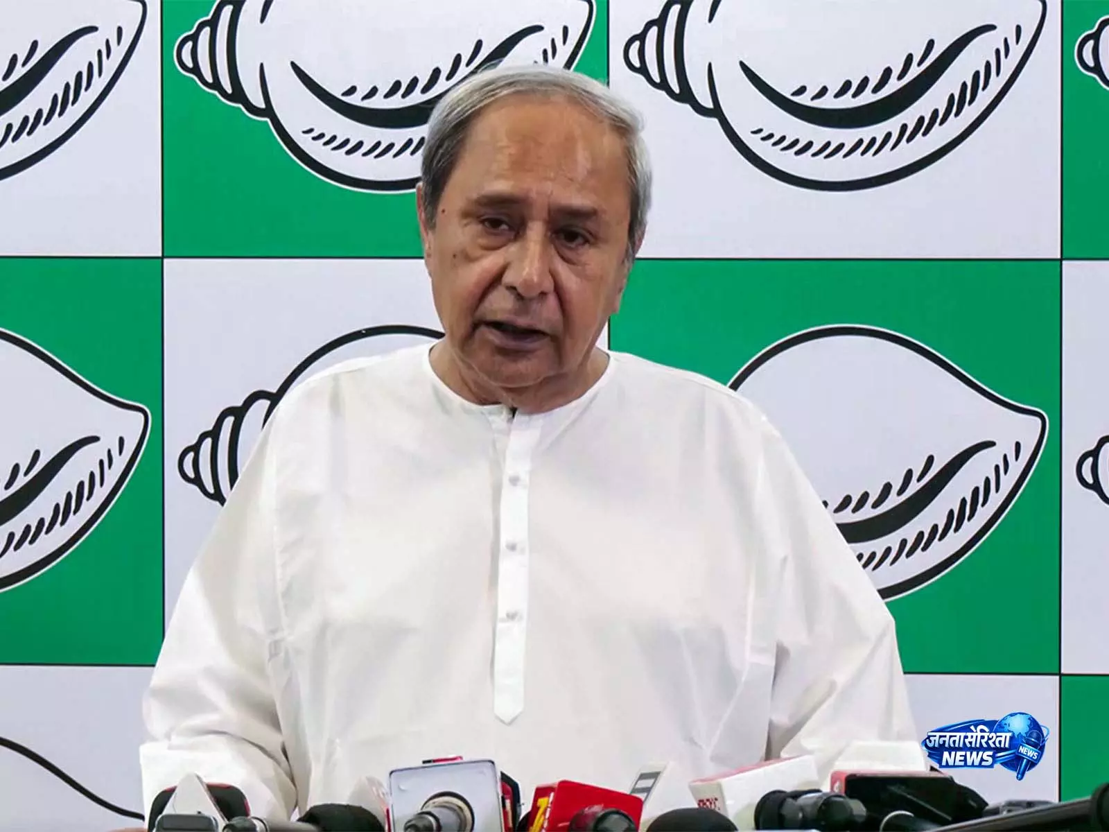Naveen Patnaik ने प्रदर्शनकारी छात्रों से बातचीत की अपील की Naveen Patnaik ने प्रदर्शनकारी छात्रों से बातचीत की अपील की