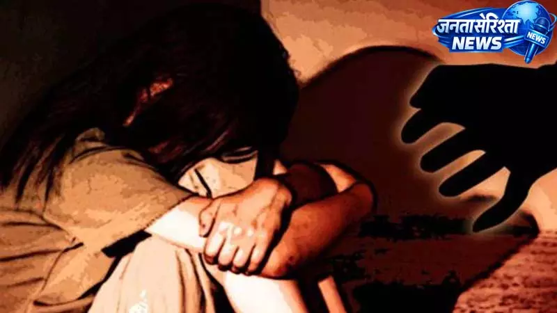 पिता पर लगा 10 वर्षीय बेटी से दुष्कर्म का आरोप, गिरफ्तार पिता पर लगा 10 वर्षीय बेटी से दुष्कर्म का आरोप, गिरफ्तार