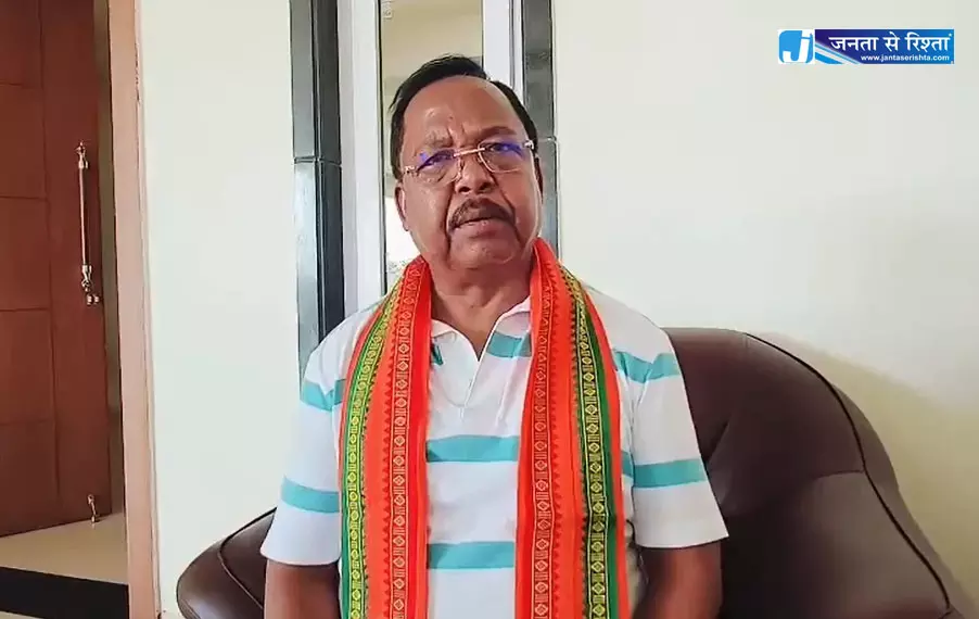 छात्रों के साथ खड़ी है हमारी सरकार : मंत्री रामविचार नेताम छात्रों के साथ खड़ी है हमारी सरकार : मंत्री रामविचार नेताम