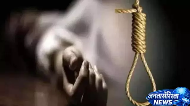 17 साल की बेटी समेत मां की मौत, पिता-बेटे की हालत गंभीर 17 साल की बेटी समेत मां की मौत, पिता-बेटे की हालत गंभीर