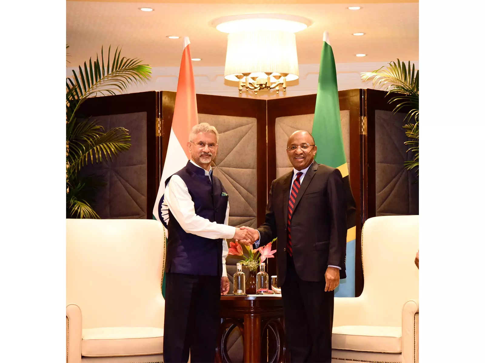 AI, टेक और शिक्षा सहयोग बढ़ाने पर सहमति AI, टेक और शिक्षा सहयोग बढ़ाने पर सहमति
