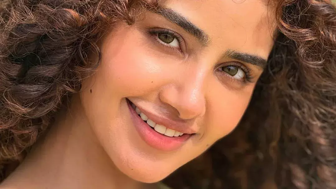अनुपमा परमेश्वरन की हुंकार: बिना डरे और बिना किसी की इजाज़त के जिएंगी ज़िंदगी अनुपमा परमेश्वरन की हुंकार: बिना डरे और बिना किसी की इजाज़त के जिएंगी ज़िंदगी