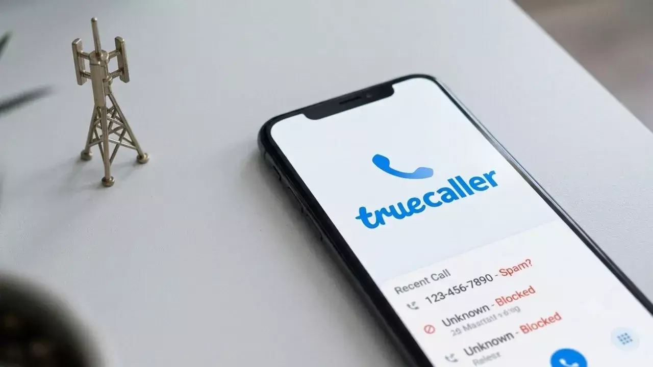 Truecaller को ट्राई की चेतावनी: 1600 सीरीज वाले नंबरों की टैगिंग पर रोक Truecaller को ट्राई की चेतावनी: 1600 सीरीज वाले नंबरों की टैगिंग पर रोक