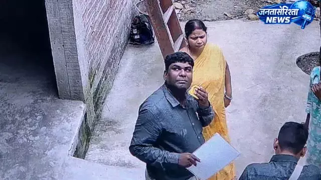 दवा के बहाने गहने लेकर फरार, फर्जी डॉक्टर-सुनार गैंग का खुलासा दवा के बहाने गहने लेकर फरार, फर्जी डॉक्टर-सुनार गैंग का खुलासा