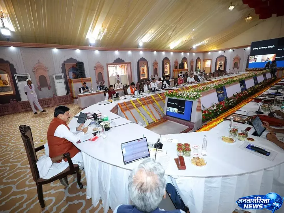 Mohan कैबिनेट के अहम निर्णय, समान नागरिक संहिता सहित नौ विधेयक मंजूर Mohan कैबिनेट के अहम निर्णय, समान नागरिक संहिता सहित नौ विधेयक मंजूर