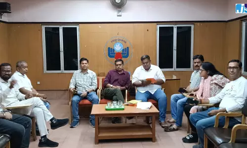 दृश्य संवाद 2026 : छायाकार समागम, विश्व फोटोग्राफी दिवस पर रायपुर प्रेस क्लब का तीन दिवसीय आयोजन दृश्य संवाद 2026 : छायाकार समागम, विश्व फोटोग्राफी दिवस पर रायपुर प्रेस क्लब का तीन दिवसीय आयोजन