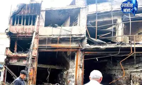Rohtak डी-पार्क अग्निकांड पीड़ितों को मुआवजे का इंतजार Rohtak डी-पार्क अग्निकांड पीड़ितों को मुआवजे का इंतजार