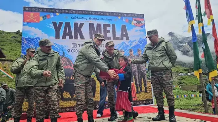 TAWANG: सेना ने आयोजित किया याक मेला, हिमालयी संस्कृति और परंपरा को मिला बढ़ावा TAWANG: सेना ने आयोजित किया याक मेला, हिमालयी संस्कृति और परंपरा को मिला बढ़ावा