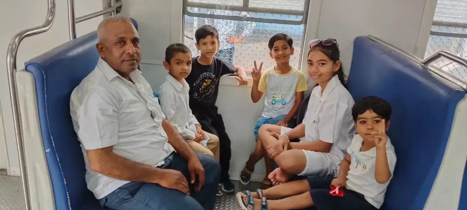 Jind: हरित परिवहन की दिशा में कदम, जींद से हाइड्रोजन ट्रेन शुरू Jind: हरित परिवहन की दिशा में कदम, जींद से हाइड्रोजन ट्रेन शुरू