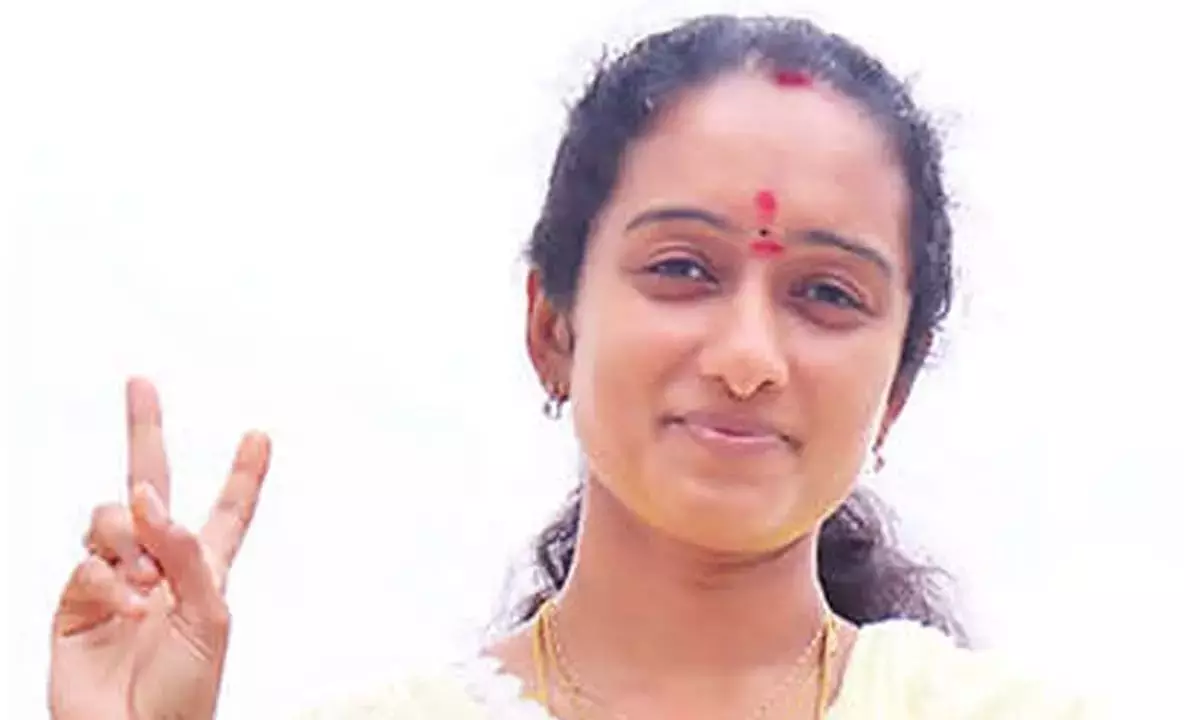 Andhra: विधायक ने नये रेल कॉरिडोर की सराहना की Andhra: विधायक ने नये रेल कॉरिडोर की सराहना की