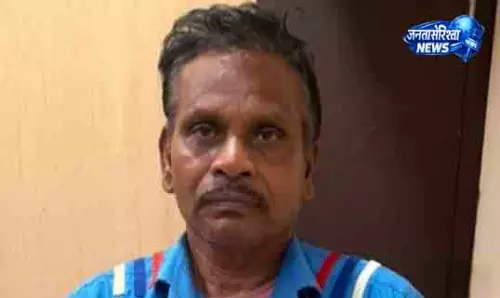 Bhubaneswar आमा बस ने बाइक को मारी टक्कर, एक की मौत Bhubaneswar आमा बस ने बाइक को मारी टक्कर, एक की मौत