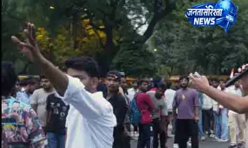 Delhi CJP संसद मार्च में कई प्रदर्शनकारी हिरासत में Delhi CJP संसद मार्च में कई प्रदर्शनकारी हिरासत में