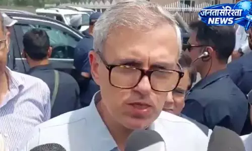 जम्मू-कश्मीर में बाढ़ अलर्ट, CM उमर ने दिए त्वरित कार्रवाई के निर्देश जम्मू-कश्मीर में बाढ़ अलर्ट, CM उमर ने दिए त्वरित कार्रवाई के निर्देश