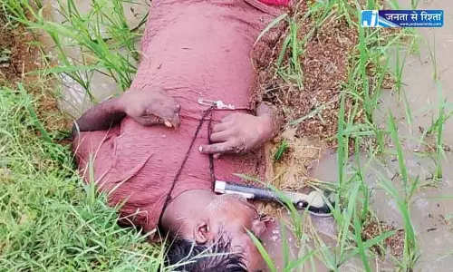 किसान की मौत, खेत में मोटर पंप की लाइन से झुलसा किसान की मौत, खेत में मोटर पंप की लाइन से झुलसा