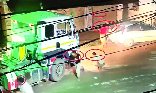 पांवटा बाइपास पर ट्राला चालकों में खूनी झड़प पांवटा बाइपास पर ट्राला चालकों में खूनी झड़प