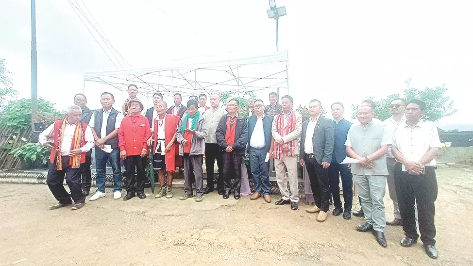 चोज़ुबा गाँव में न्येखात्सो शेमा ‘खुहू’ का उद्घाटन किया गया चोज़ुबा गाँव में न्येखात्सो शेमा ‘खुहू’ का उद्घाटन किया गया