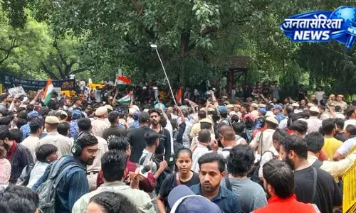 सोनम वांगचुक ने मांगी अस्पताल से बाहर जाने की अनुमति सोनम वांगचुक ने मांगी अस्पताल से बाहर जाने की अनुमति