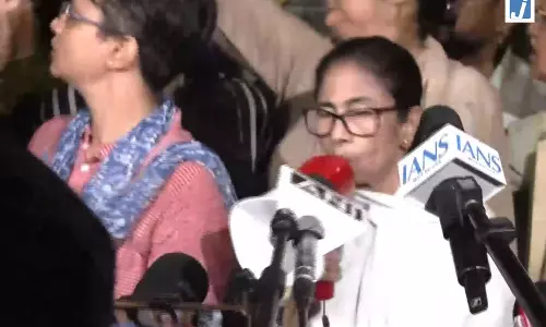 ममता बनर्जी का विरोधियों पर निशाना, बोलीं- हम हमेशा थे, आज हैं और आम लोगों के लिए आगे भी रहेंगे ममता बनर्जी का विरोधियों पर निशाना, बोलीं- हम हमेशा थे, आज हैं और आम लोगों के लिए आगे भी रहेंगे
