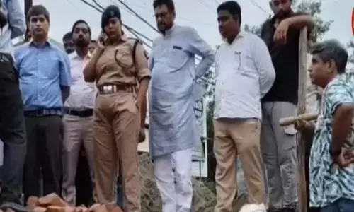 Khatauli में कांवड़ रूट का निरीक्षण, यातायात व्यवस्था दुरुस्त करने के निर्देश Khatauli में कांवड़ रूट का निरीक्षण, यातायात व्यवस्था दुरुस्त करने के निर्देश