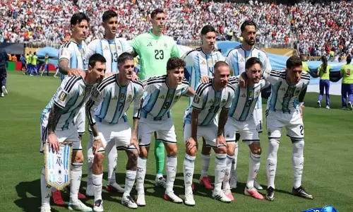 FIFA WC 2026 ट्रॉफी समारोह में अर्जेंटीना पर उठे सवाल FIFA WC 2026 ट्रॉफी समारोह में अर्जेंटीना पर उठे सवाल