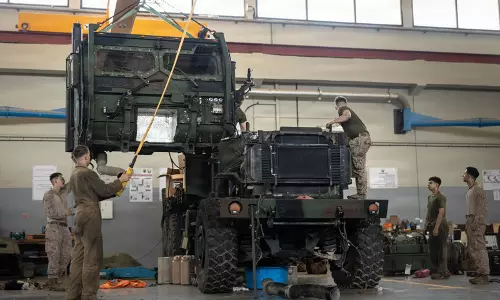 CENTCOM ने पश्चिम एशिया में अमेरिकी सेना की ऑपरेशनल तैयारी पर ज़ोर दिया CENTCOM ने पश्चिम एशिया में अमेरिकी सेना की ऑपरेशनल तैयारी पर ज़ोर दिया