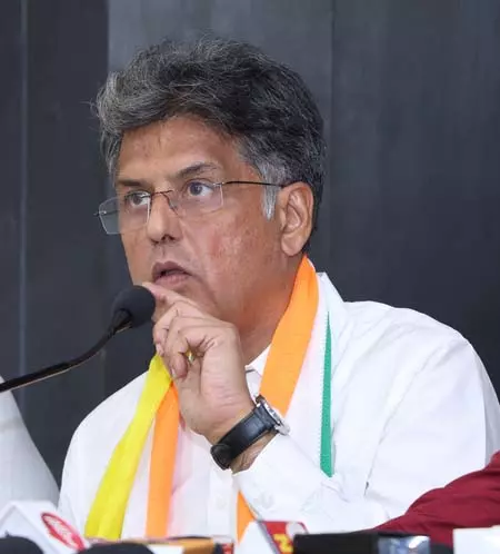 कांग्रेस नेता मनीष तिवारी ने लोकसभा महासचिव को पत्र लिखकर दलबदल विरोधी कानून पर चर्चा की मांग की कांग्रेस नेता मनीष तिवारी ने लोकसभा महासचिव को पत्र लिखकर दलबदल विरोधी कानून पर चर्चा की मांग की