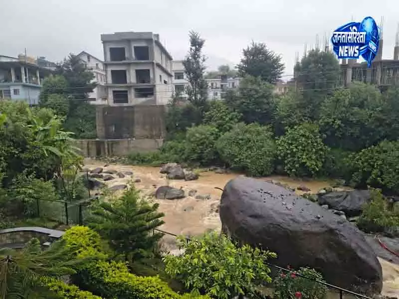 Kangra बारिश के प्रकोप के लिए तैयार, आईएमडी ने ऑरेंज, रेड अलर्ट जारी किया Kangra बारिश के प्रकोप के लिए तैयार, आईएमडी ने ऑरेंज, रेड अलर्ट जारी किया