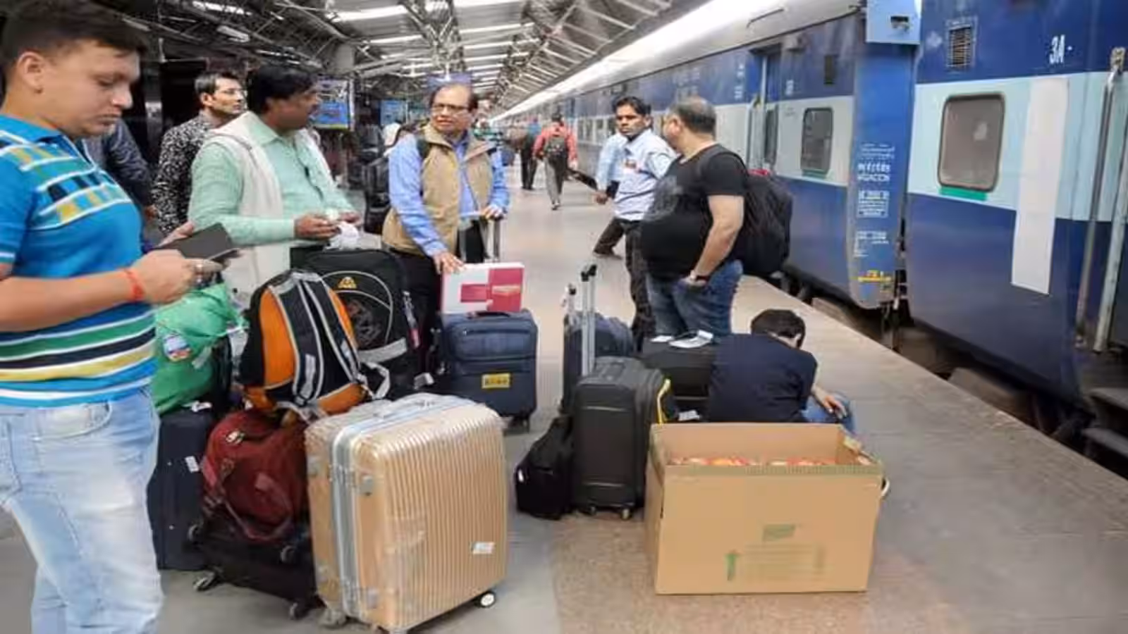 Jodhpur: यात्रियों के लिए अलर्ट, बिना बुकिंग अतिरिक्त सामान ले जाना पड़ेगा भारी Jodhpur: यात्रियों के लिए अलर्ट, बिना बुकिंग अतिरिक्त सामान ले जाना पड़ेगा भारी