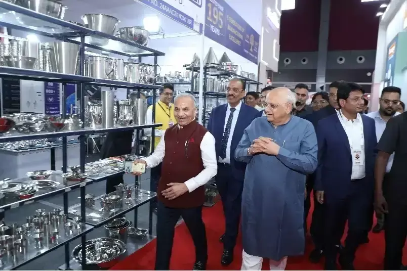 Ahmedabad: अहमदाबाद में स्टेनलेस स्टील एग्जीबिशन-2026 का सीएम ने लिया जायजा Ahmedabad: अहमदाबाद में स्टेनलेस स्टील एग्जीबिशन-2026 का सीएम ने लिया जायजा
