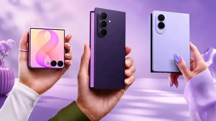 Samsung Galaxy Z Flip 8: लॉन्च डेट, संभावित कीमत और स्पेसिफिकेशन्स, जानें क्या होगा नया