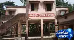 Kendrapada महिलाओं का स्वास्थ्य खतरे में Kendrapada महिलाओं का स्वास्थ्य खतरे में