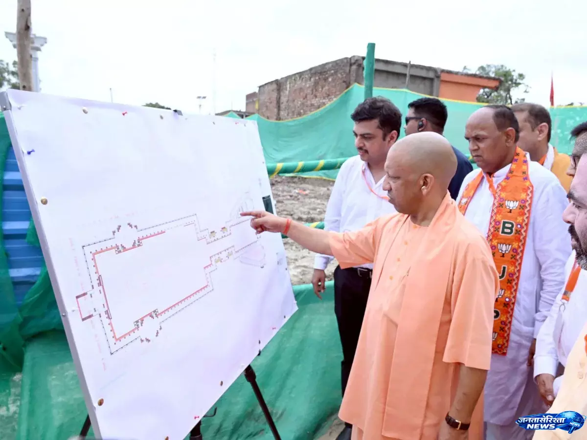 Lodheshwar महादेव धाम पहुंचे योगी, विकास के साथ विपक्ष पर किया हमला Lodheshwar महादेव धाम पहुंचे योगी, विकास के साथ विपक्ष पर किया हमला