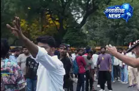 Delhi CJP संसद मार्च में कई प्रदर्शनकारी हिरासत में Delhi CJP संसद मार्च में कई प्रदर्शनकारी हिरासत में
