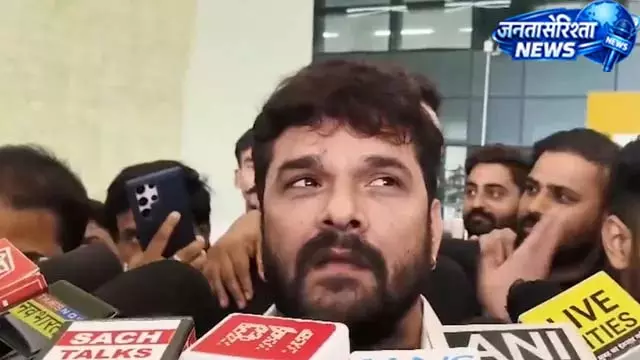 बांकीपुर चुनाव: विधायक ने तेजस्वी से की बड़ी मांग बांकीपुर चुनाव: विधायक ने तेजस्वी से की बड़ी मांग