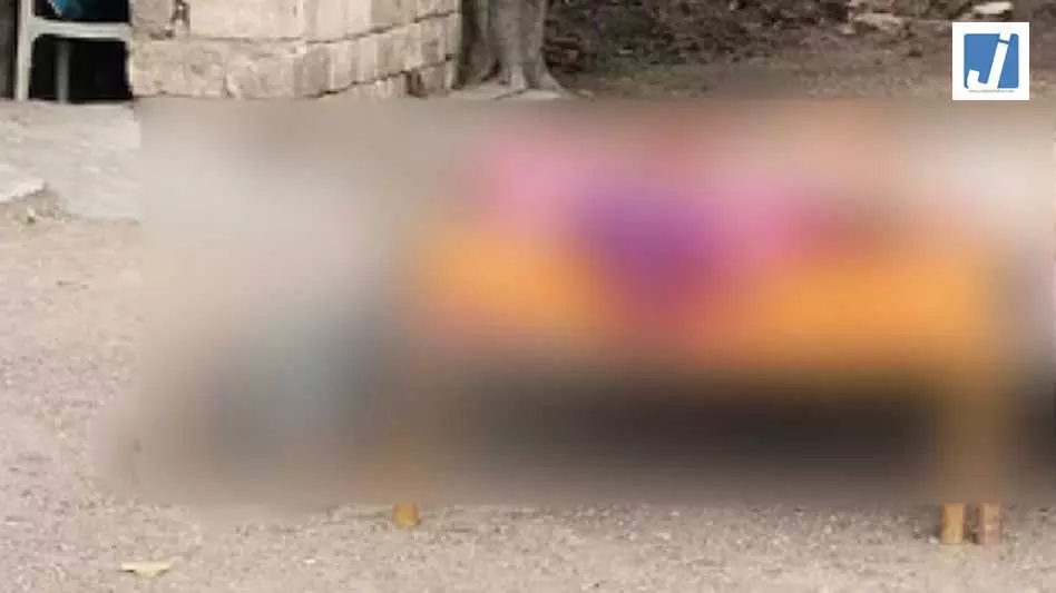 डबल मर्डर मिस्ट्री सुलझी: पूर्व प्रेमिका की शादी से नाराज प्रेमी ने पति-पत्नी को लोहे के पाइप से उतारा मौत के घाट डबल मर्डर मिस्ट्री सुलझी: पूर्व प्रेमिका की शादी से नाराज प्रेमी ने पति-पत्नी को लोहे के पाइप से उतारा मौत के घाट