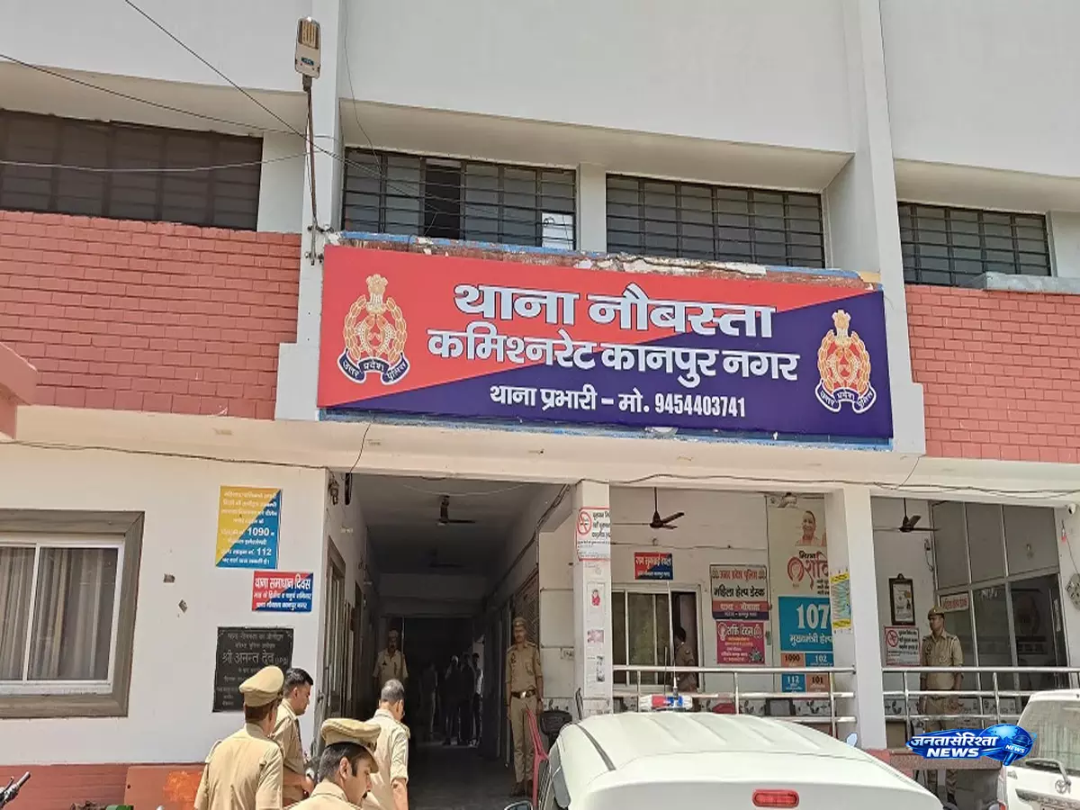 Kanpur: में खौफनाक वारदात, वृद्धा से मारपीट रोकने पर युवक की हत्या Kanpur: में खौफनाक वारदात, वृद्धा से मारपीट रोकने पर युवक की हत्या