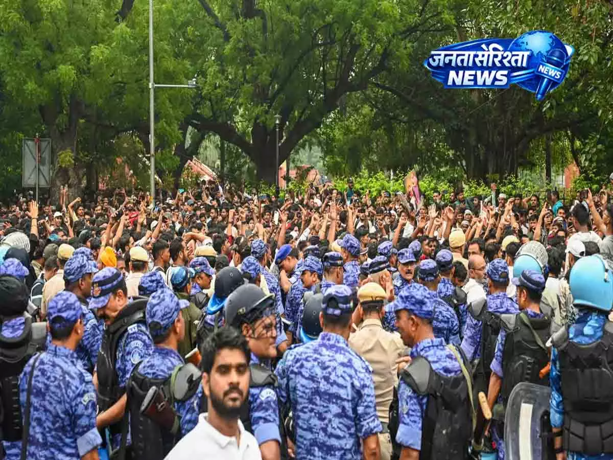 CJP संस्थापक विवाद: दिल्ली पुलिस ने हिरासत में लेने की रिपोर्ट को नकारा CJP संस्थापक विवाद: दिल्ली पुलिस ने हिरासत में लेने की रिपोर्ट को नकारा