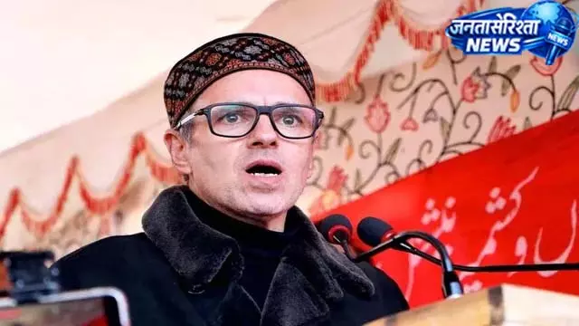 उमर अब्दुल्ला का केंद्र पर हमला, बोले लोकतंत्र का गला घोंटा जा रहा उमर अब्दुल्ला का केंद्र पर हमला, बोले लोकतंत्र का गला घोंटा जा रहा