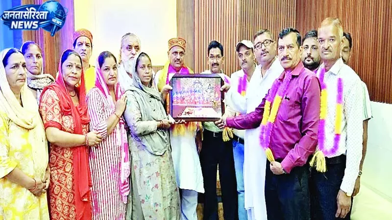 भरमाड़ में प्रसिद्ध सिद्ध बाबा शिब्बोथान मंदिर में वार्षिक मेलों का शुभारंभ भरमाड़ में प्रसिद्ध सिद्ध बाबा शिब्बोथान मंदिर में वार्षिक मेलों का शुभारंभ