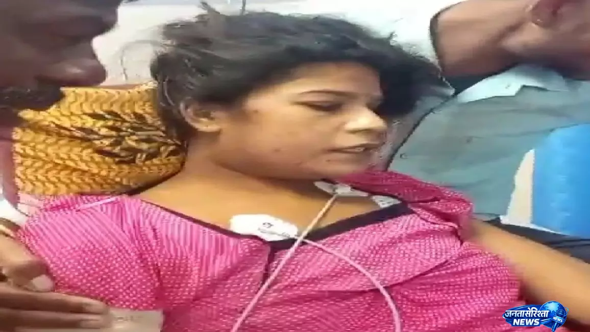 Wedding से पहले ब्लैकमेलिंग का आरोप, युवती ने उठाया आत्मघाती कदम Wedding से पहले ब्लैकमेलिंग का आरोप, युवती ने उठाया आत्मघाती कदम