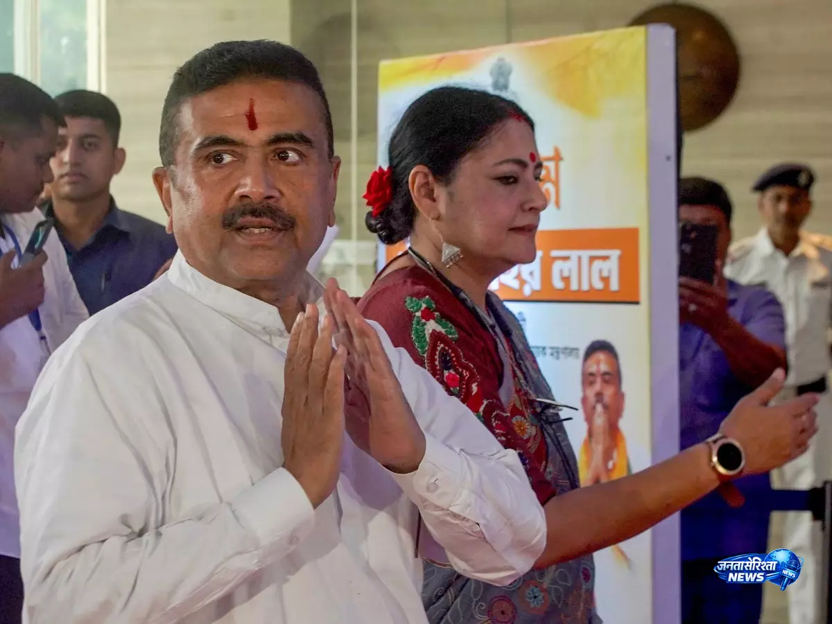 विधानसभा में नया नियम लागू करेंगे CM शुभेंदु, विधायकों को मिलेगा बड़ा अधिकार विधानसभा में नया नियम लागू करेंगे CM शुभेंदु, विधायकों को मिलेगा बड़ा अधिकार